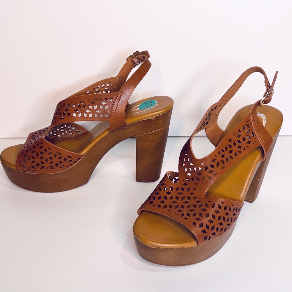 Womens Tan Laser-Cut Platform Heels - Slingback